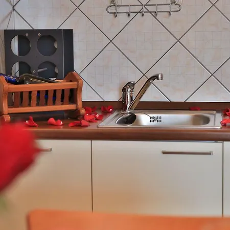 M Apartman